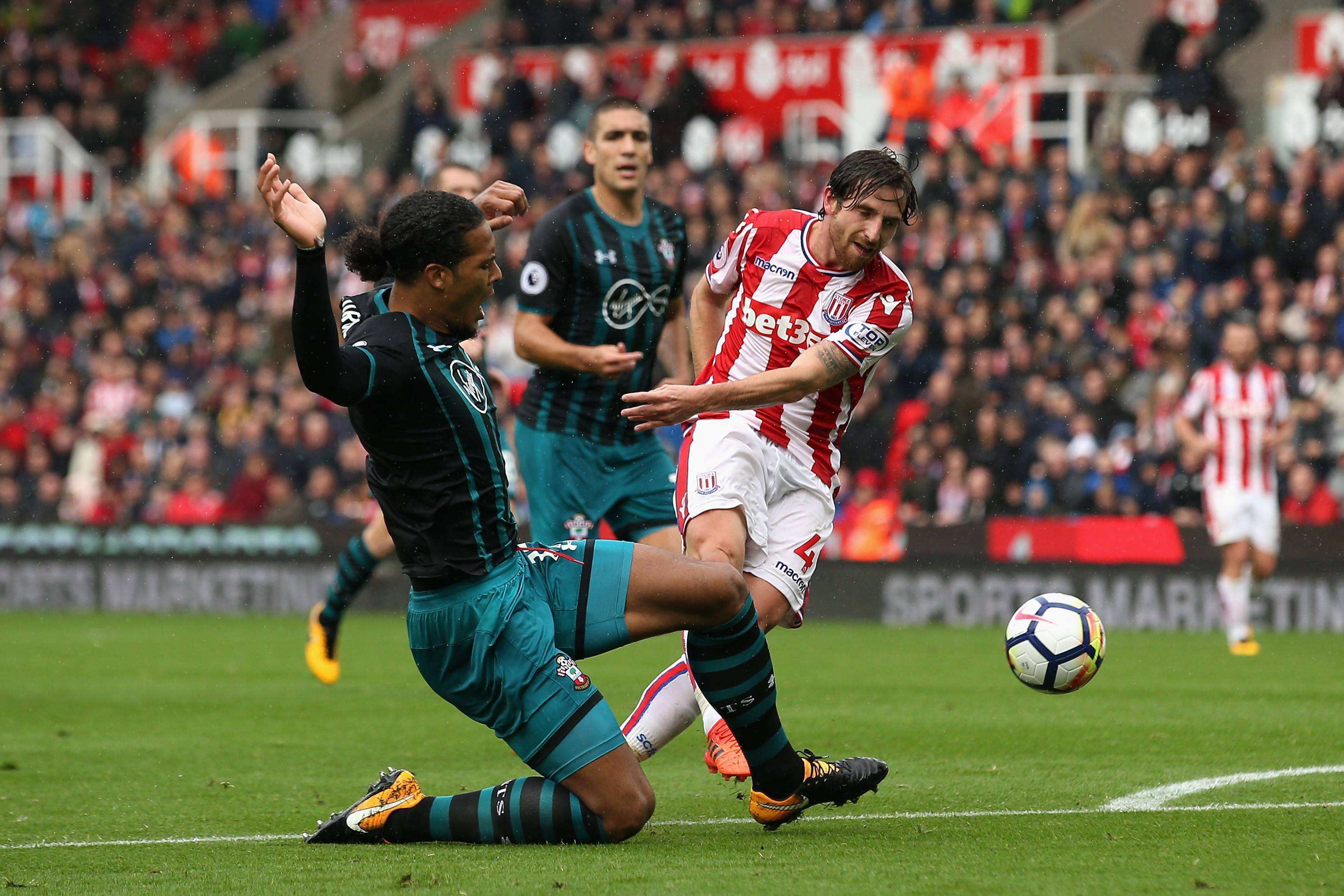 热门球队主场表现强劲，备战国际比赛节奏加快