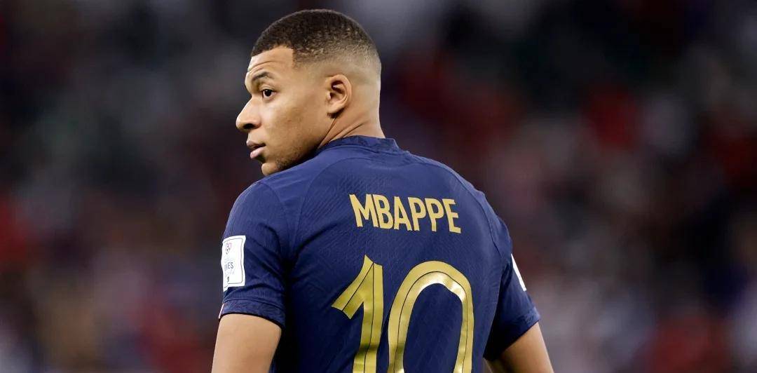 河床体能训练升级,备战阿尔希拉尔半决赛 河床体能训练升级,备战阿尔希拉尔半决赛