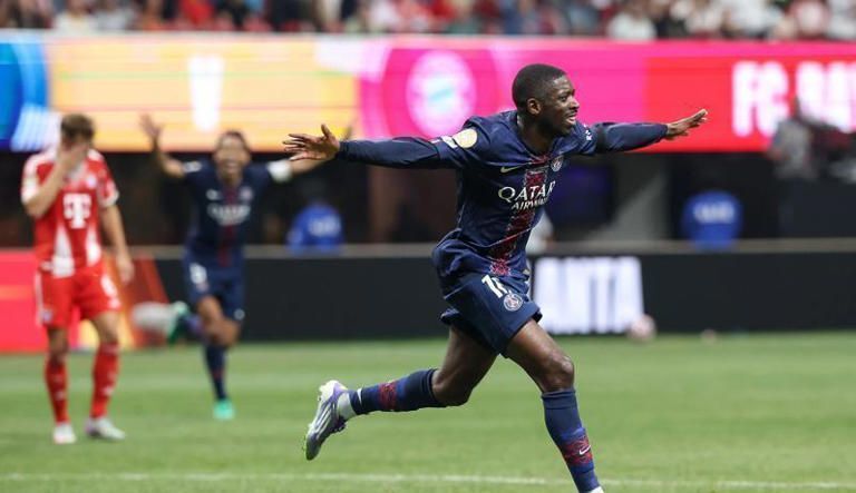 爱游戏下载-包含曼联替补席深度成优势，冲击世俱杯冠军的词条