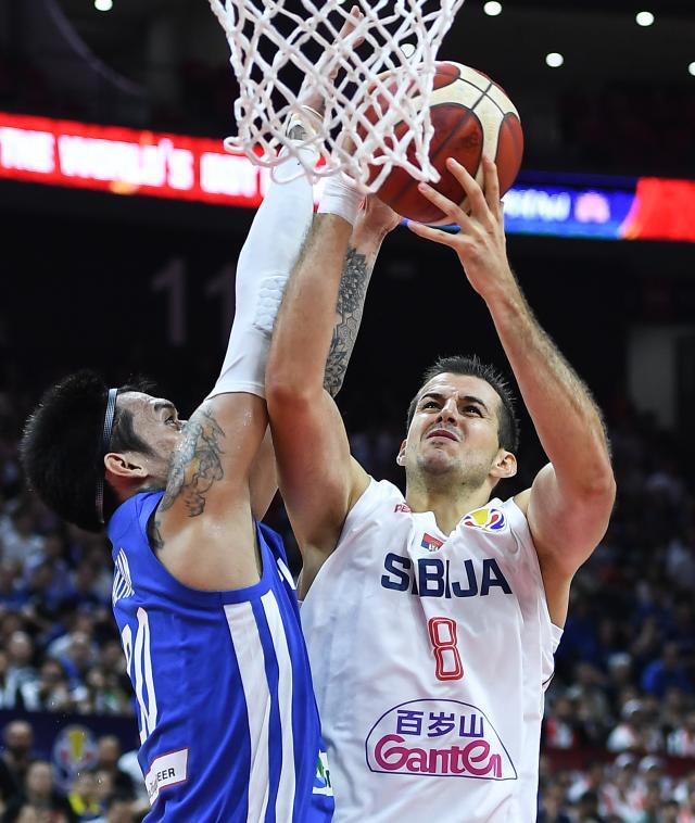 菲律宾队在亚洲比赛中脱颖而出 菲律宾队在亚洲比赛中脱颖而出