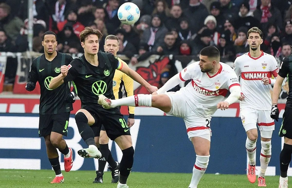 爱游戏官方入口-包含斯图加特主场赢球，提升德甲排名的词条