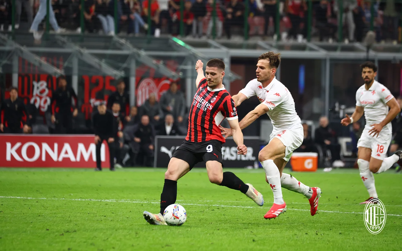 包含佛罗伦萨主场大胜AC米兰,锁定欧战席位的词条 包含佛罗伦萨主场大胜AC米兰,锁定欧战席位的词条