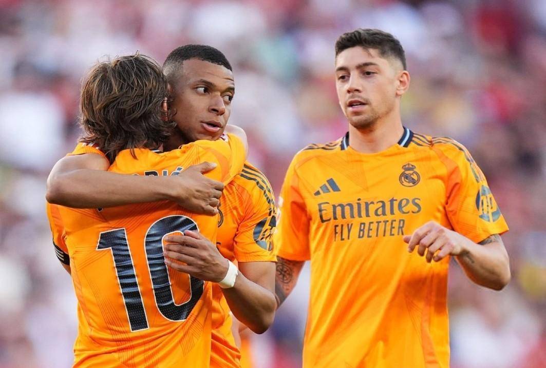 爱游戏竞技-皇马豪取客场胜利，领先对手一轮的简单介绍