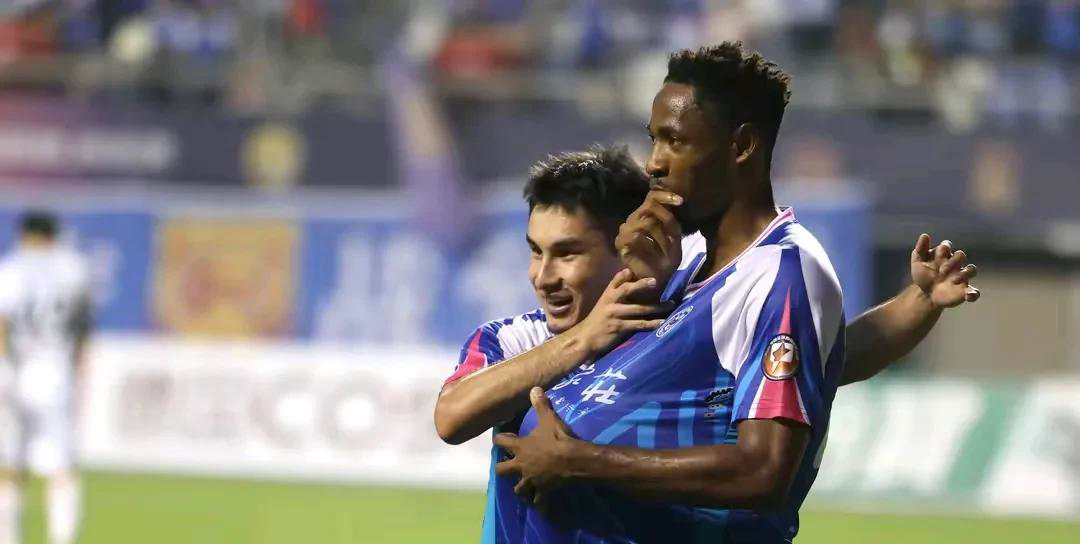 包含莱州足球俱乐部在国内赛事中展现出色表现的词条 包含莱州足球俱乐部在国内赛事中展现出色表现的词条