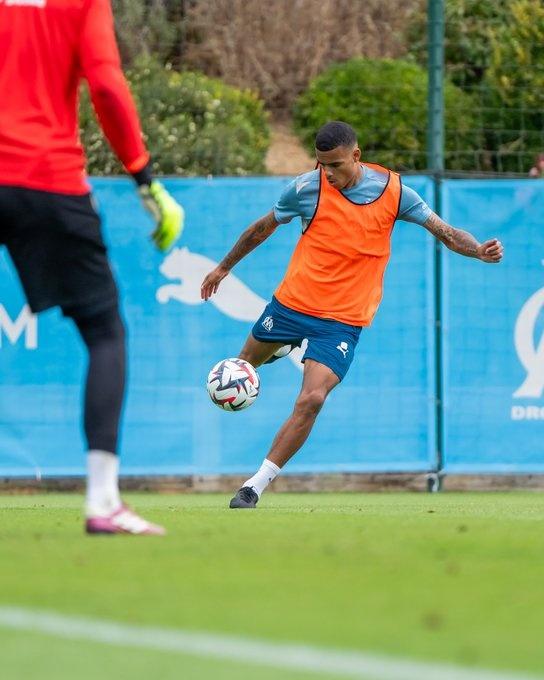 爱游戏电竞-关于马赛前锋连续进球，球队士气高涨的信息