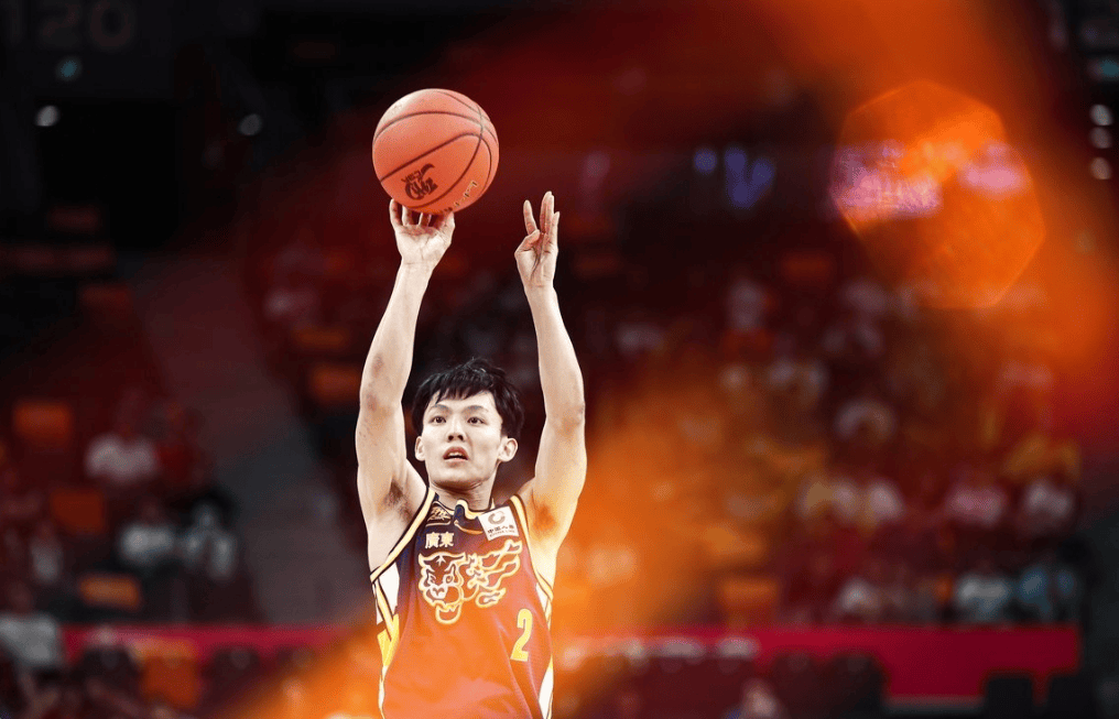 爱游戏vip注册-福建男篮客场大胜，赢得三连胜势头的简单介绍