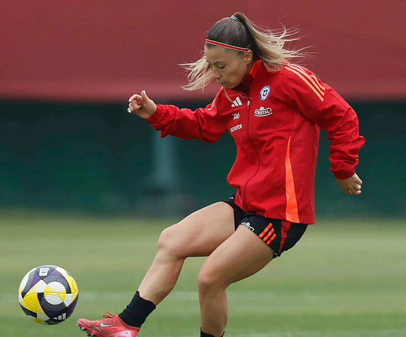 爱游戏亚洲官网-包含美洲女足超级联赛冠军夺冠感人，壮举令人叹为观止的词条