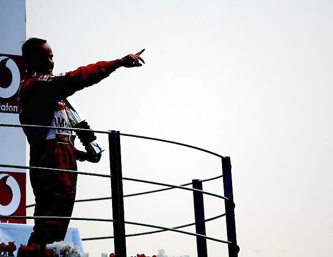 爱游戏在线登录-决赛角逐紧张刺激，胜果来之不易