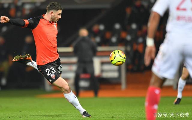 包含尼姆主场遭遇失利，保级压力增大的词条