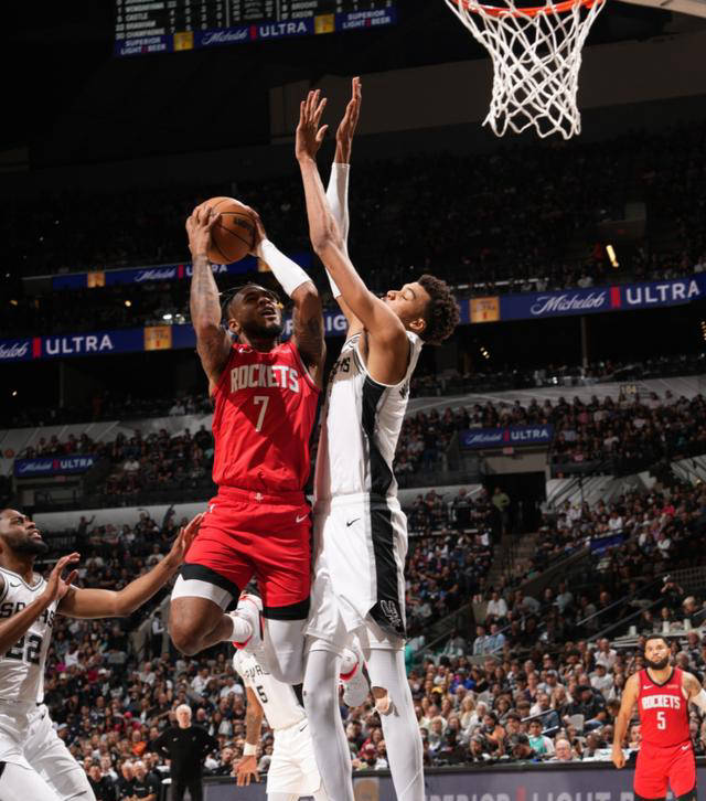 爱游戏app下载地址-火箭队逆转马刺队，战力再次展示