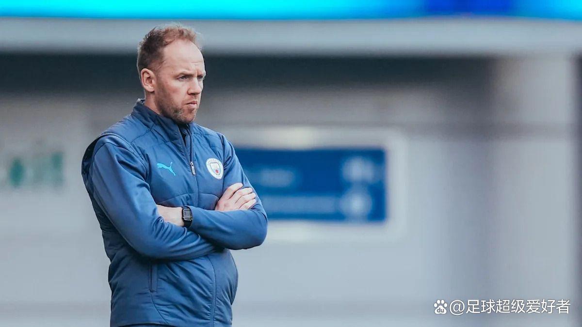 爱游戏链接-曼城赢得关键战役，士气高涨