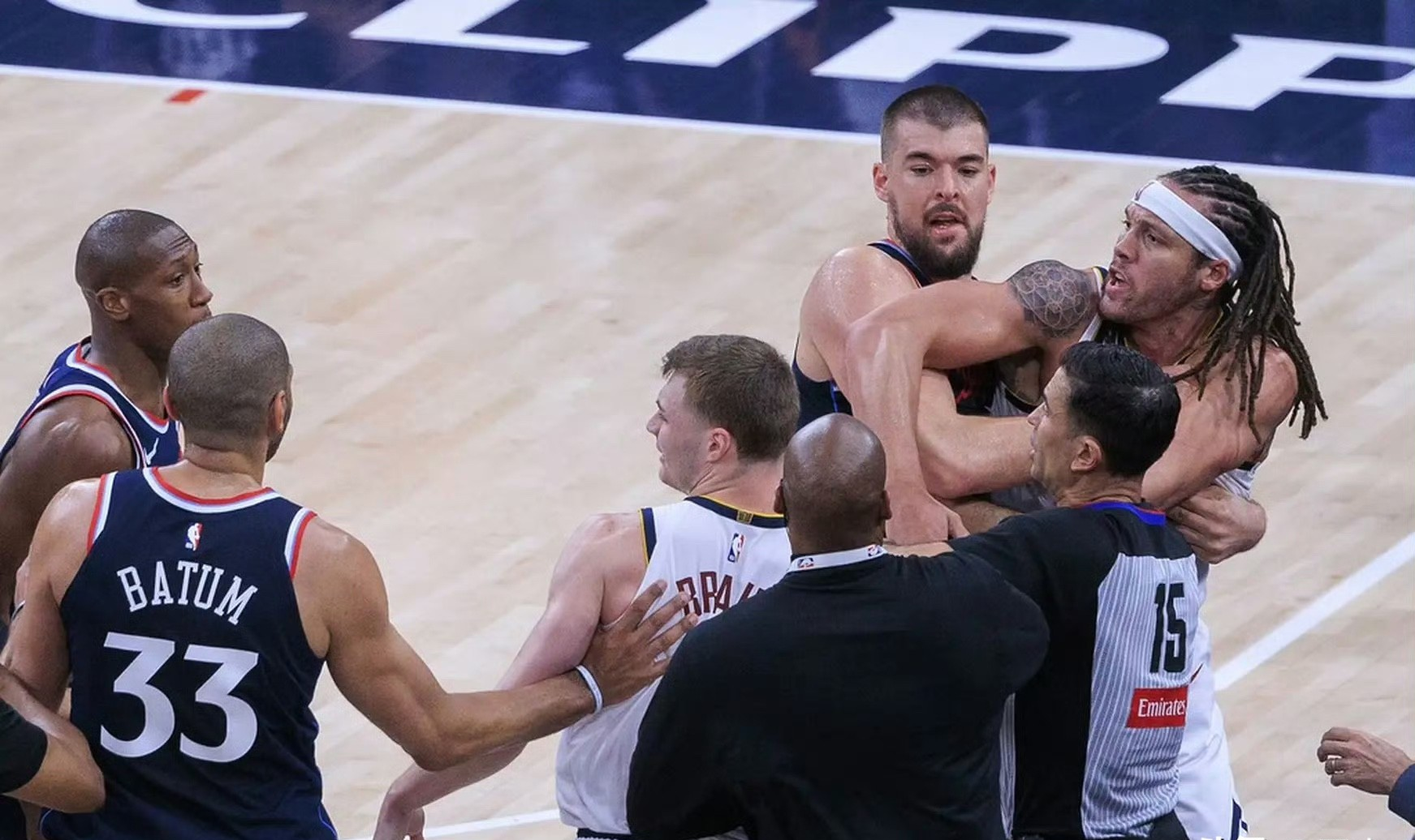 掘金球星因伤缺席多场比赛战力遭受考验的简单介绍