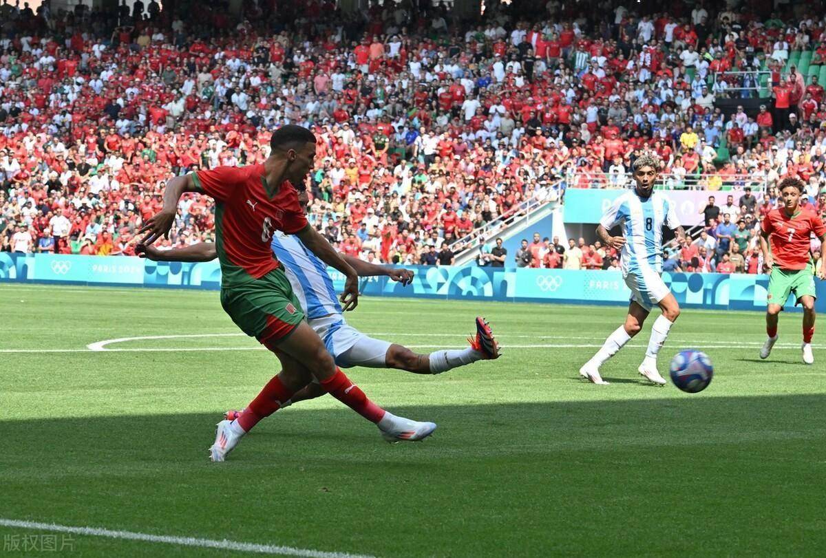 爱游戏官网app-包含欧洲大赛：乌克兰阿根廷双方展开激烈角逐的词条